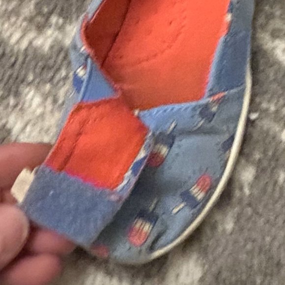 Toms Little Girls Red, White, and Blue Alpargata Shoes Size 9 - Picture 4 of 5